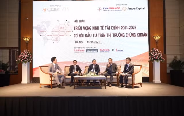 Chuyen gia du bao gi ve trien vong chung khoan 2021?