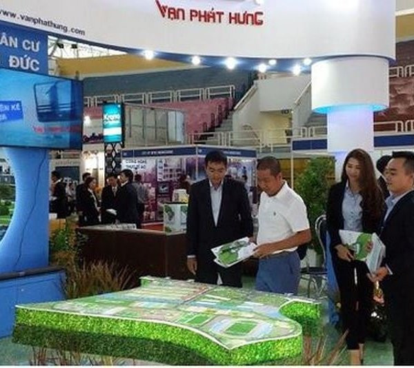 Vạn Phát Hưng bị phạt 300 triệu và đình chỉ kinh doanh bất động sản đến giữa năm 2022 Van Phat Hung bi phat 300 trieu va dinh chi kinh doanh bat dong san den giua nam 2022