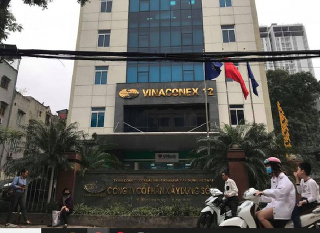 Kê khai sai thuế, V12 buộc nộp lại gần 400 triệu đồng Ke khai sai thue, V12 buoc nop lai gan 400 trieu dong