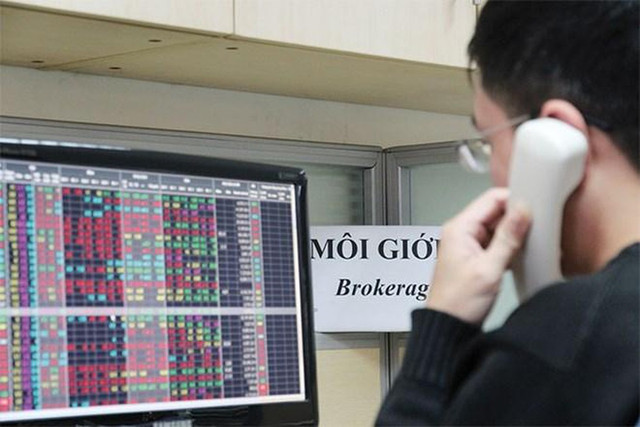 Chứng khoán ngày 24/3: Cổ phiếu nào được khuyến nghị? Chung khoan ngay 24/3: Co phieu nao duoc khuyen nghi?