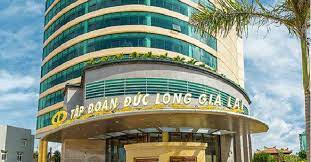 Cổ phiếu DLG quay đầu giảm mạnh khi bị HoSE đưa vào diện kiểm soát Co phieu DLG quay dau giam manh khi bi HoSE dua vao dien kiem soat