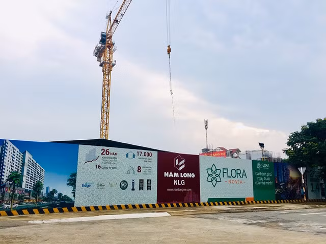 Nam Long: Chu tich cung loat sep lon ban luong lon co phieu truoc gio cong bo BCTC quy 4