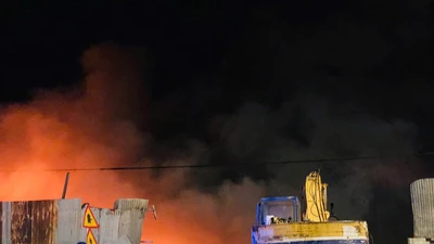 Cháy bãi phế liệu ở Bắc Bình, Lâm Đồng 