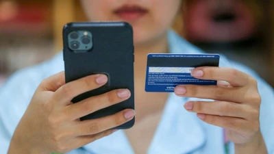 Trường hợp nào bị phong tỏa tài khoản ngân hàng từ ngày 1/1/2026?