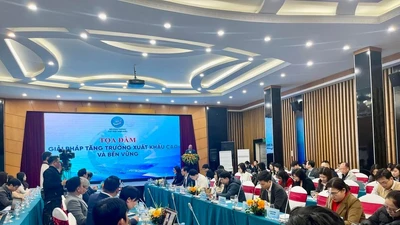 Xuất khẩu Việt Nam trước yêu cầu đổi mới mô hình tăng trưởng