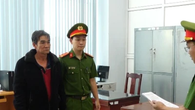 Khánh Hòa: Khởi tố 2 đối tượng sản xuất, buôn bán cà phê giả