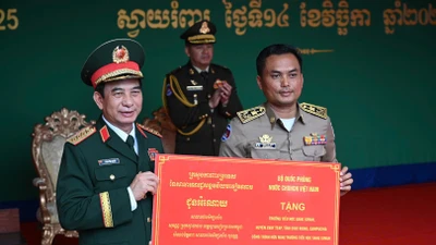 Khởi công công trình giáo dục hữu nghị Việt Nam Campuchia tại tỉnh Svay Rieng