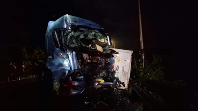 Tai nạn nghiêm trọng trên đèo Bảo Lộc, gây kẹt xe kéo dài