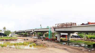 Tận thấy dự án nghìn tỷ thi công kiểu 'rùa bò' ở Cần Thơ