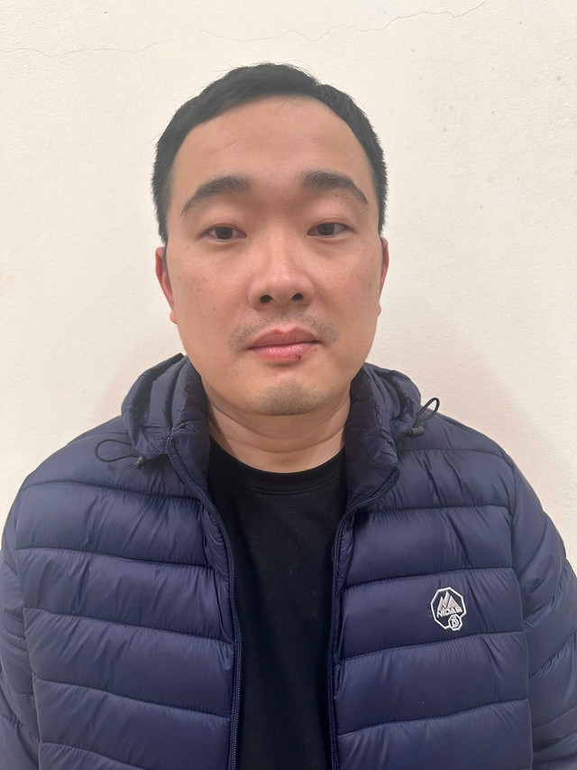 Đối tượng Lu XueYi