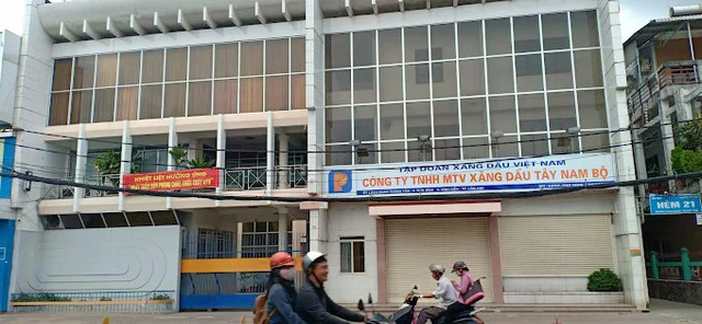 xang-dau-tay-nam-bo-1.jpg
