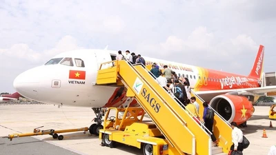 Trả cổ tức 25% năm thứ 4, thị giá SGN vẫn lao dốc khỏi đỉnh lịch sử