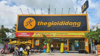 Thế Giới Di Động chi 2.000 tỷ gom cổ phiếu quỹ ngay đỉnh giá lịch sử