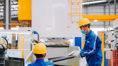 Tân Chủ tịch SMC mạnh tay chi 12 tỷ gom cổ phiếu giữa lúc công ty lỗ nặng