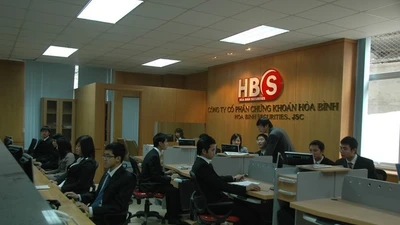 HBS bị kiểm soát đặc biệt trong 4 tháng, buộc dừng cho vay margin