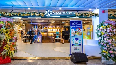 “Đế chế” sân bay ông Johnathan Hạnh Nguyễn hụt hơi, lãi quý 3 giảm sốc 41%