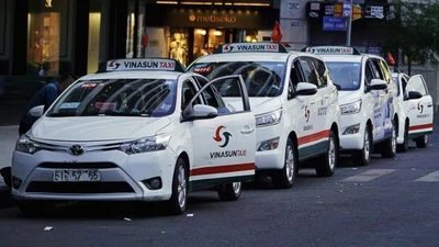 Taxi Vinasun hụt hơi giữa cuộc đua công nghệ, lãi ròng thấp nhất 4 năm