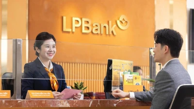 LPBank báo lãi cao nhất lịch sử, tài sản áp sát 540.000 tỷ