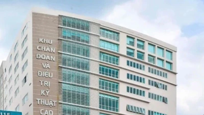 Gói thầu hơn 17 tỷ tại BV Nhân dân 115: Yêu cầu nhân sự hạn chế nhà thầu?