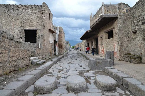 Điều này cho thấy loại bình này từng được tầng lớp trung lưu ở Pompeii sử dụng, thay vì chỉ tầng lớp giàu có, quyền lực mới dùng như trước. Ảnh: Carole Raddato (CC BY-NC-SA).