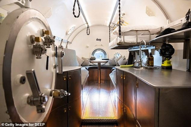 Với Vanguard, các nhà khoa học có thể sống dưới đáy biển nhiều tuần, mở ra tương lai sinh tồn và nghiên cứu ngay trong lòng đại dương. Ảnh: Getty Images for DEEP.