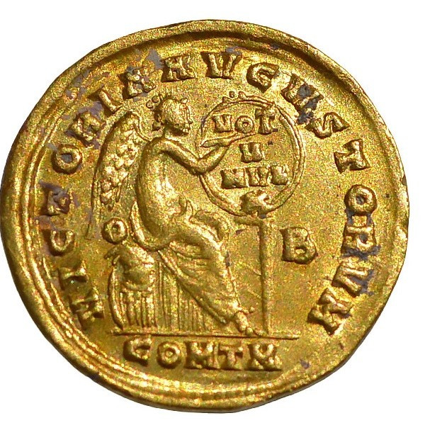 Bên dưới khu phức hợp chợ, các nhà khảo cổ còn tìm thấy những vật liệu có niên đại từ cuối thế kỷ 1 sau Công nguyên, bao gồm 19 chiếc bình hai quai, ngoài 23 chiếc đã được phát hiện vào năm 2024. Các vật chứa này được chôn dưới đất để tạo thành hệ thống thoát nước và ổn định bên dưới một căn phòng dài và hẹp được hỗ trợ bởi các cột đá. Ảnh: Fondazione Aquileia/Facebook.