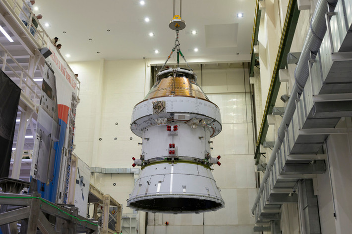 Trước đó, vào lúc 11h25 ngày 2/2 theo giờ miền Đông nước Mỹ, nhiên liệu lỏng siêu lạnh đã được bơm vào tên lửa tại bệ phóng Cape Canaveral, bang Florida, trong khuôn khổ bài kiểm tra lớn cuối cùng trước khi phóng. Kế hoạch thử nghiệm này từng phải hoãn từ cuối tuần trước do thời tiết giá lạnh tại nhiều khu vực trên nước Mỹ. Ảnh: ESA.