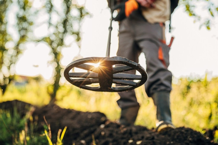 Theo nhà khảo cổ Aaron, bức tượng trên có thể từng thuộc về một nhà thờ bằng gỗ phổ biến ở Na Uy gần nơi phát hiện cổ vật. Ảnh: vice.com.