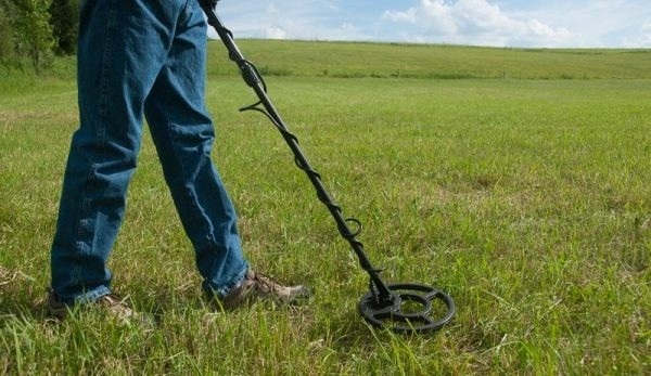 Do vậy, các nhà khảo cổ hy vọng sẽ sớm tiến hành một cuộc khảo sát sâu hơn bằng radar xuyên đất tại khu vực để xem có tìm thấy bất cứ hiện vật giá trị nào khác hay không. Ảnh: Daniel Johnson.