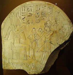 Sau khi kết hôn, pharaoh Ahmose I và Nữ hoàng Ahmose Nefertari đồng cai trị Ai Cập. Dưới sự trị vì của họ, lực lượng Ai Cập đã đánh đuổi người Hyksos khỏi Ai Cập để tái lập quyền cai trị của người Ai Cập bản địa. Ảnh: ancientegyptonline.co.uk.