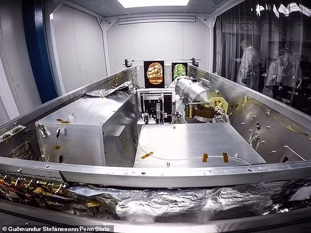 Hiện các nhà khoa học vẫn chưa thể xác nhận sự tồn tại của khí quyển hoặc sự sống trên GJ 251c nhưng họ cho rằng hành tinh này có nằm ở vị trí thuận lợi để hỗ trợ sự sống hay không. Kính viễn vọng mới có thể tiết lộ điều này trong thập kỷ tới. Ảnh: Penn State.