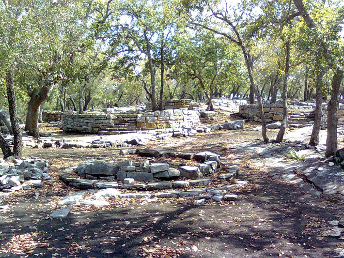 Hộp sọ giống hình khối mới phát hiện đã khiến các nhà nghiên cứu "bối rối" vì người đàn ông này là người duy nhất trải qua thủ thuật này ở Tamaulipas. Ảnh: INAH.