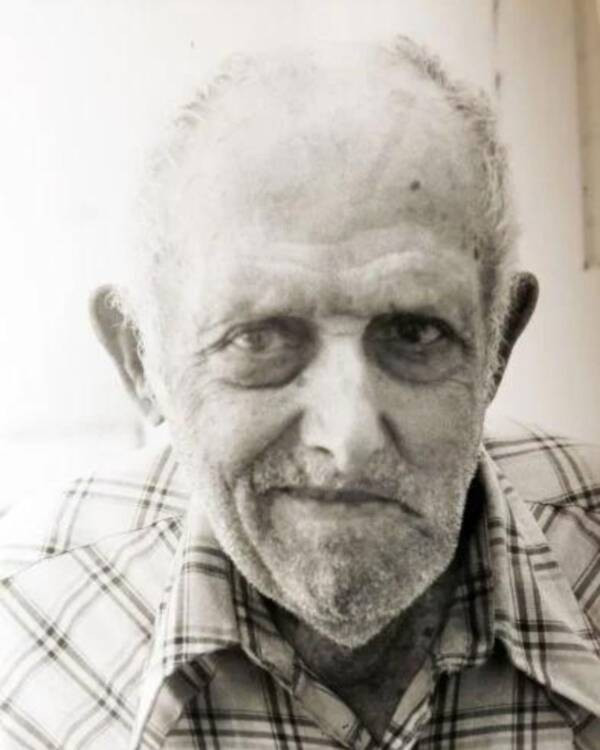 Cụ ông người Mỹ Charles Osborne nắm giữ kỷ lục Guinness thế giới khá "đặc biệt" là nấc cụt liên tục trong thời gian dài nhất. Trong 68 năm, ông có khoảng 60 triệu lần nấc cụt. Ảnh: Twitter/Seriously Strange.