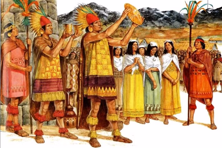 Các nhà nghiên cứu xác định rằng, bé gái 10 tuổi người Inca được tìm thấy gần đỉnh núi đó đã bị hiến tế ở một nơi khác. Kết quả chụp CT cho thấy các cơ quan nội tạng trong khoang bụng và ngực của cô bé đã bị lấy ra và thay thế bằng đá và vải trước khi thi thể được quấn lại và đặt ở tư thế ngồi, đầu gối co lên sát cằm, trên một cao nguyên gần đỉnh núi. Ảnh: machupicchuterra.com.