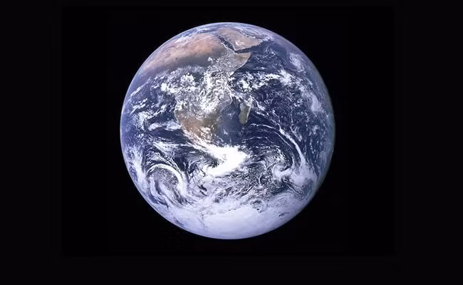 Để kiểm chứng liệu độ dài ngày có thực sự thay đổi hay không, nhà địa vật lý Mitchell và các đồng nghiệp đã tổng hợp dữ liệu toàn cầu từ hàng chục ước tính về độ dài của ngày trong quá khứ, dựa trên những bằng chứng lấy từ các lớp đá trầm tích hình thành trong 2,5 tỷ năm qua. Ảnh: ndtv.com.