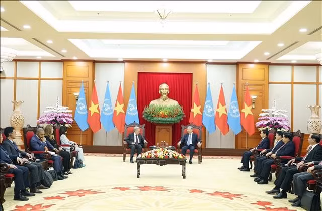 Tổng Bí thư Tô Lâm tiếp Tổng Thư ký Liên Hợp Quốc António Guterres. Ảnh: Thống Nhất/TTXVN