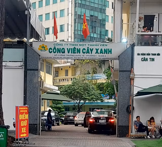 Cong ty Cong vien cay xanh trung 3 goi thau hon 1000 ty o TPHCM