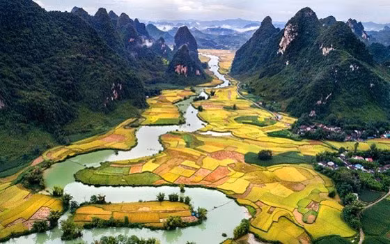 Tận mục kho báu hiếm có ở Công viên địa chất Non nước Cao Bằng - Hình 2 Tan muc kho bau hiem co o Cong vien dia chat Non nuoc Cao Bang-Hinh-2