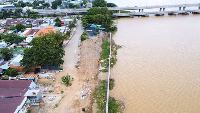 Cận cảnh dự án đường ven sông Đồng Nai trước nguy cơ chậm tiến độ - Hình 2 Can canh du an duong ven song Dong Nai truoc nguy co cham tien do-Hinh-2