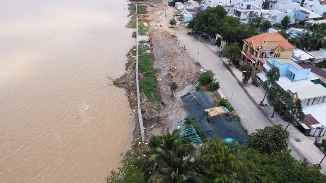 Cận cảnh dự án đường ven sông Đồng Nai trước nguy cơ chậm tiến độ - Hình 7 Can canh du an duong ven song Dong Nai truoc nguy co cham tien do-Hinh-7