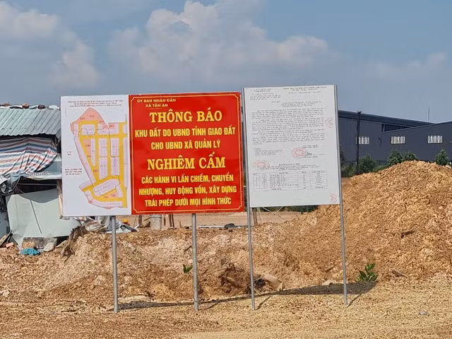 Tân An (Vĩnh Cửu - Đồng Nai): Ngoài dính đất công PNR ESTELLA còn không có đường vào dự án? - Hình 4 Tan An (Vinh Cuu - Dong Nai): Ngoai dinh dat cong PNR ESTELLA con khong co duong vao du an?-Hinh-4