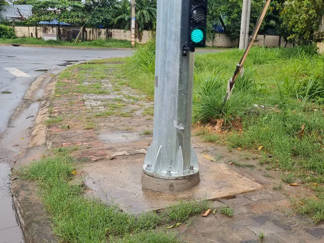 Đồng Nai: Soi năng lực nhà thầu thi công trụ đèn giao thông gần 1 tỷ đồng - Hình 3 Dong Nai: Soi nang luc nha thau thi cong tru den giao thong gan 1 ty dong-Hinh-3