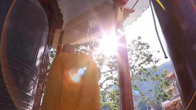 Sự tích người con gái báo mộng trên núi Bà Đen - Hình 17 Su tich nguoi con gai bao mong tren nui Ba Den-Hinh-17