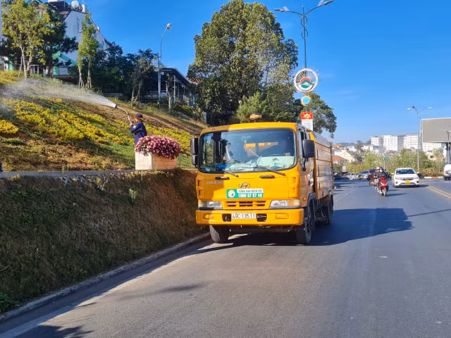 Vướng nhiều vi phạm, Dịch vụ đô thị Đà Lạt vẫn được ưu ái ? - Hình 10 Vuong nhieu vi pham, Dich vu do thi Da Lat van duoc uu ai ?-Hinh-10