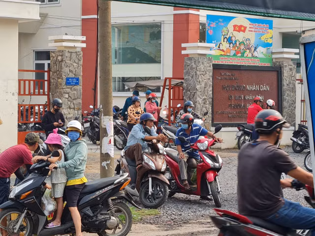 Via he, long duong thanh noi hop cho ke ben UBND phuong Buu Hoa-Hinh-15