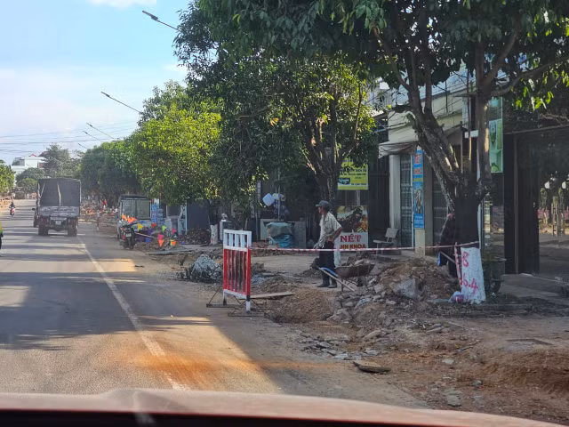 Dong Nai: “Muc so thi” Du an Dai tu, sua chua duong Quang Trung-Hinh-20