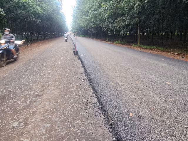 Đường Sông Nhạn - Dầu Giây (Đồng Nai): Yêu cầu tạm ngừng thi công (bài 2) - Hình 5 Duong Song Nhan - Dau Giay (Dong Nai): Yeu cau tam ngung thi cong (bai 2)-Hinh-5