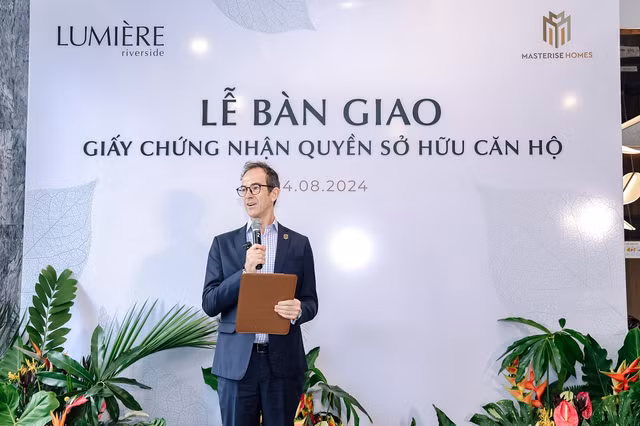 Masterise Homes ban giao so hong cho cu dan LUMIERE riverside dung cam ket-Hinh-4