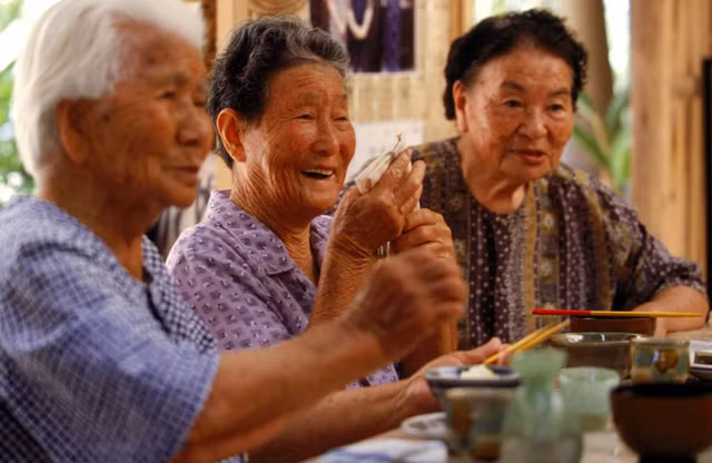 3 bí quyết sống 100 tuổi của người dân ngôi làng trường thọ ở Nhật - Hình 14 3 bi quyet song 100 tuoi cua nguoi dan ngoi lang truong tho o Nhat-Hinh-14