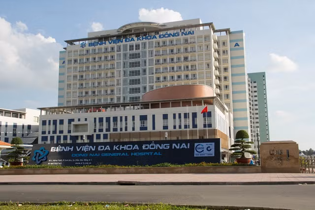 5 nhà thầu đua tranh gói Bệnh viện Đa khoa Đồng Nai 5,5 tỷ - Hình 3 5 nha thau dua tranh goi Benh vien Da khoa Dong Nai 5,5 ty-Hinh-3